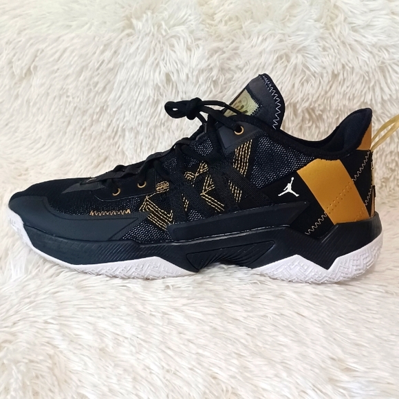 JORDAN ONE TAKE 2 - Picture 1 of 7